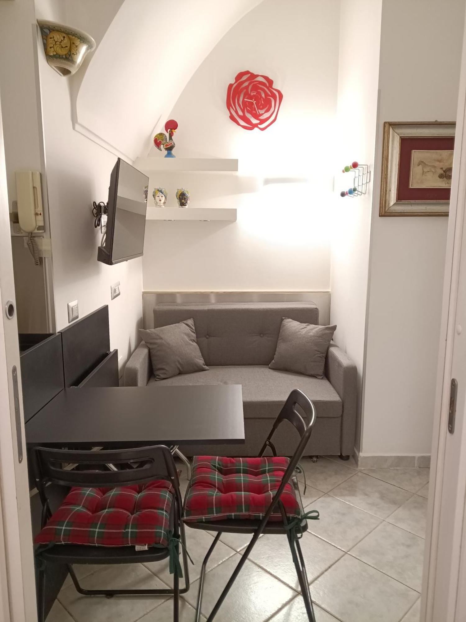 La Residenza Napoli Chiaia Short Let Apartment Superior Via Chiaia 82 Exteriér fotografie